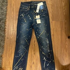 NY&C super skinny splatter paint jeans